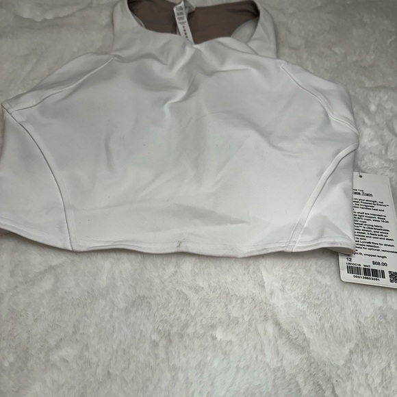 Lululemon White Women's Intimate tank top with built in bra - Picture 1 of 3